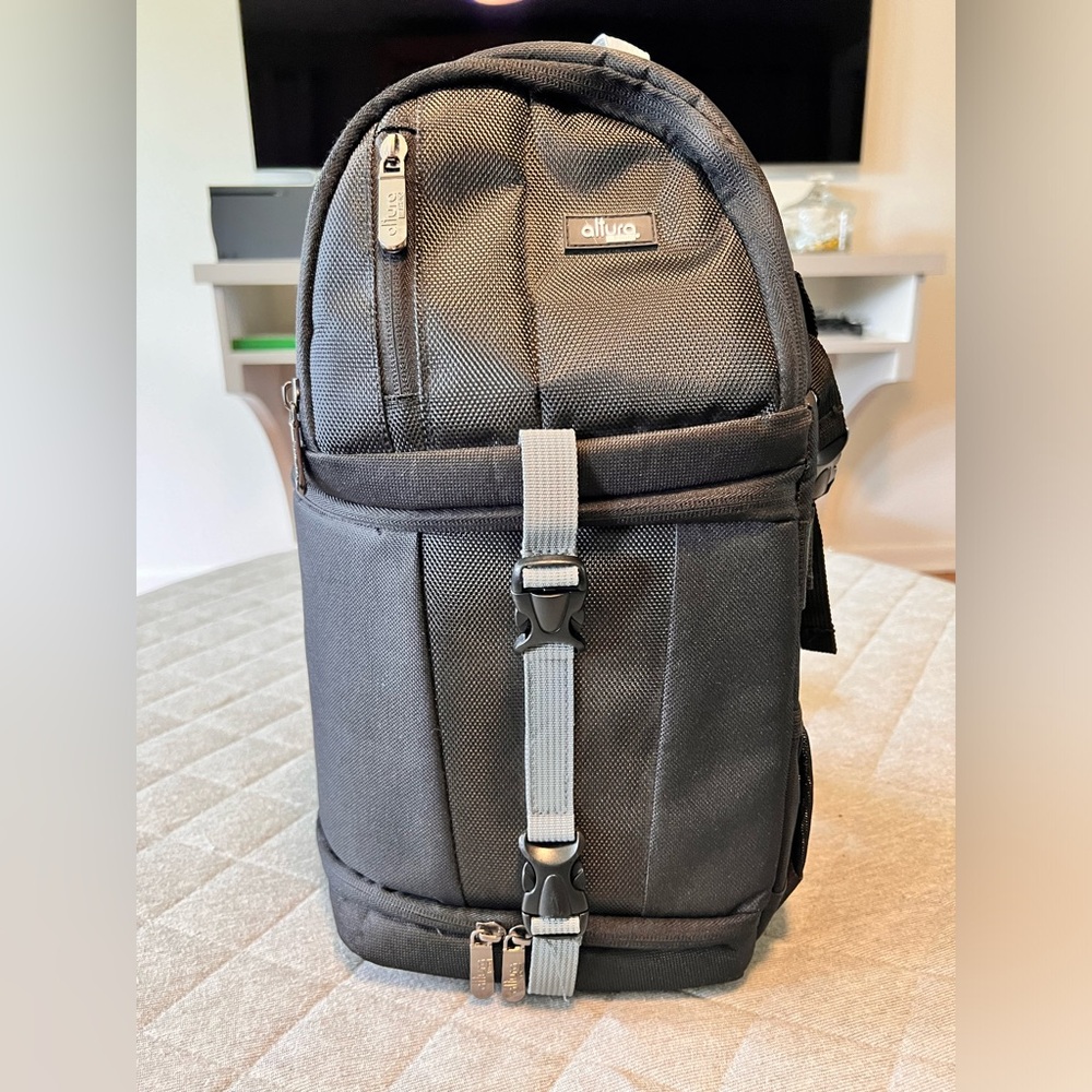 ALTURA Camera Crossbody Backpack Excellent Condition